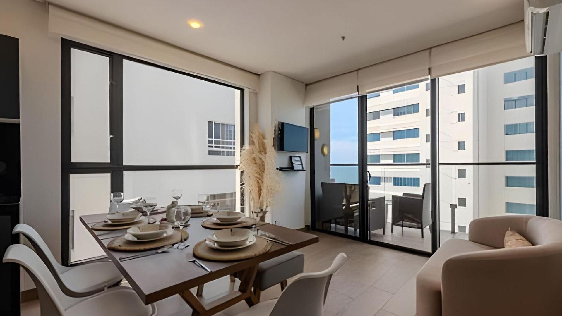 New Murano Centro/near Walled City/panoramic Pool