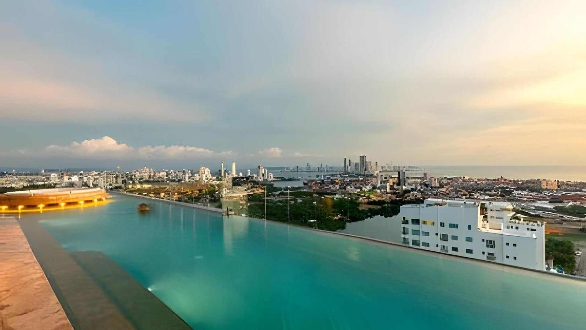 New Murano Centro/near Walled City/panoramic Pool * Cartagena