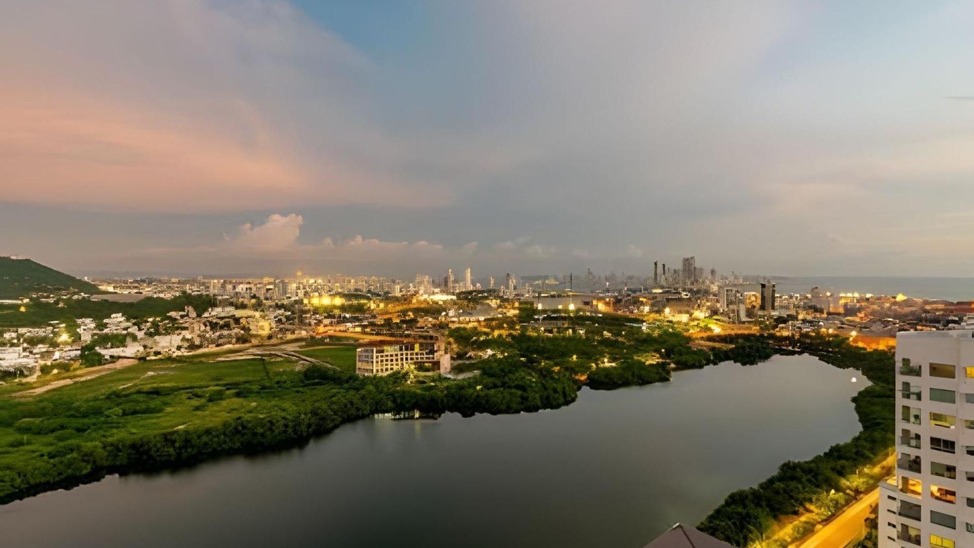 New Murano Centro/near Walled City/panoramic Pool