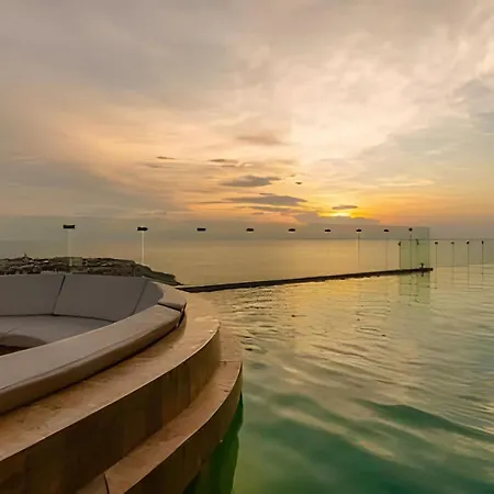 New Murano Centro/near Walled City/panoramic Pool * Cartagena