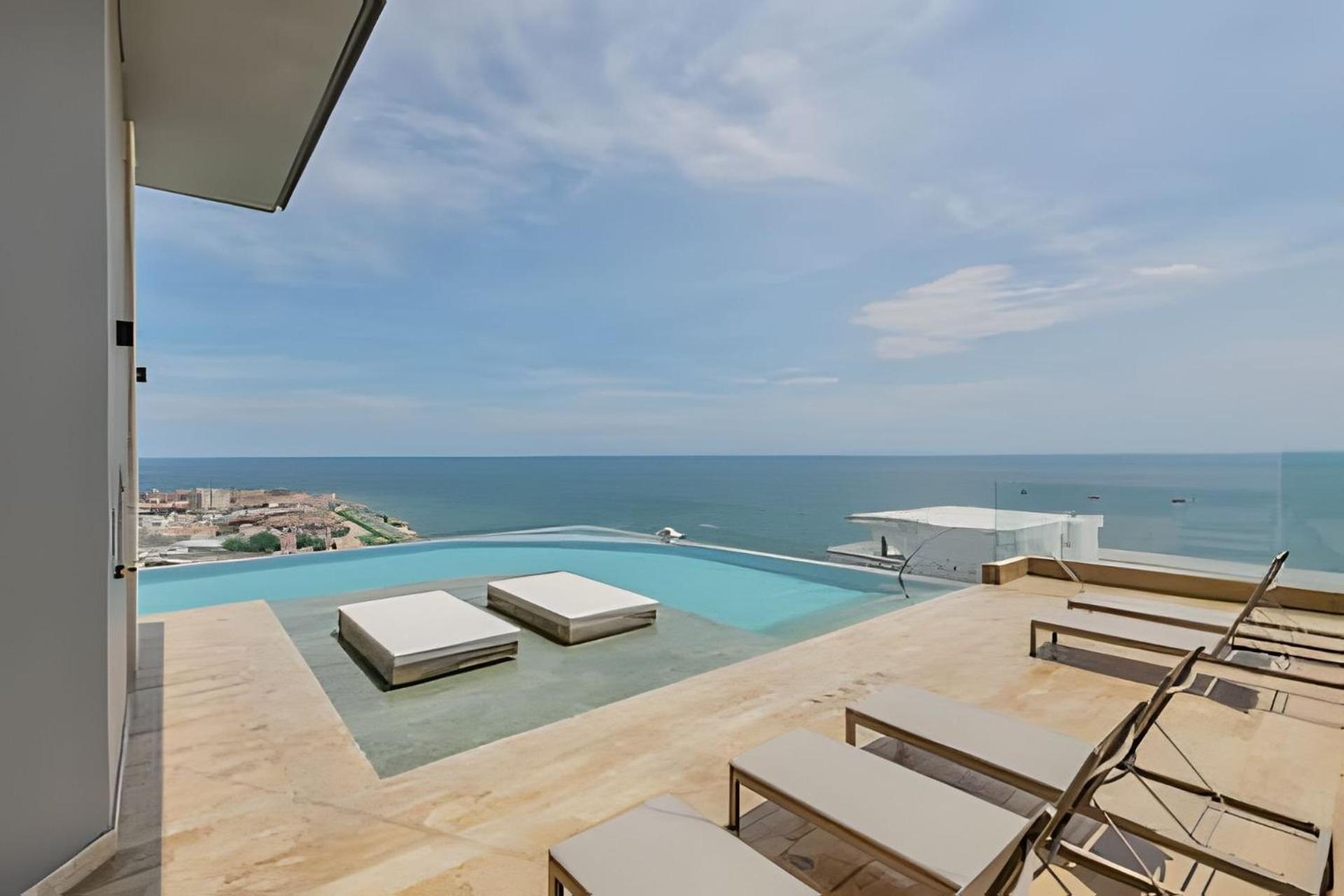 Apartment New Murano Centro/near Walled City/panoramic Pool Cartagena